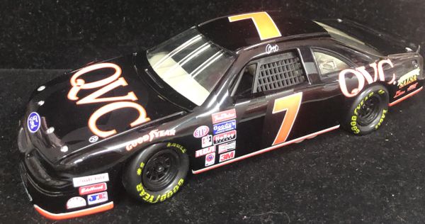 Rare Revell QVC #7 Geoff Bodine Ford 1:24 Die Cast Nascar Race Car - 1996