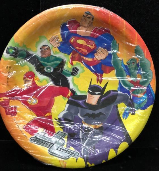 Rare Justice League Birthday Party Luncheon Plates, 9oz - 8ct