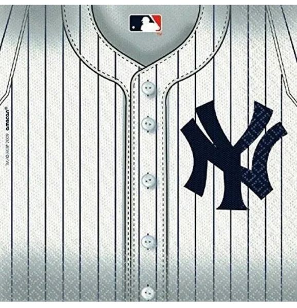 *New York Yankees Baseball Jersey Shirt Shape Dinner Plates, 10.5in - 18ct - MLB Sports