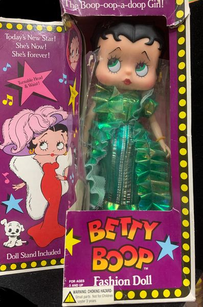 DOLL SALE - Rare Vintage Betty Boop Fashion Doll Wearing Glamour Green Dress w/ Doll Stand New in Box, 1986 - M-Toy