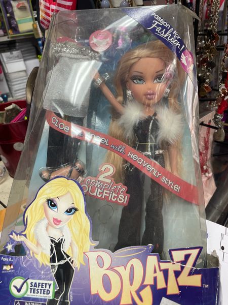 Doll Sale - Rare Bratz Passion for Fashion Heavenly Angel Cloe - Discontinued - Clearance