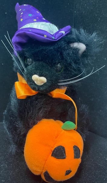 *Black Plush Witch Cat Holding Pumpkin, 10in - Halloween Novelty Gifts