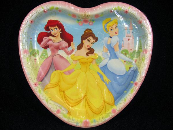 Disney Princesses Fairy Tale Friends Heart Shape Birthday Party Luncheon Plates, 9in - 8ct - Licensed