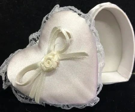 *White Satin Heart Shape Trinket Box - Jewelry Holder - Love - Mom Gifts