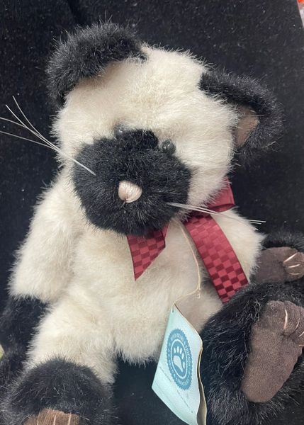 *Vintage Soft Furry Cat Plush, 13in, 1999 - by Boyds Bears