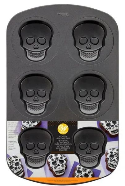 *Wilton Mini Skull Cake Pan, 6 Cavity - Halloween Baking Supplies