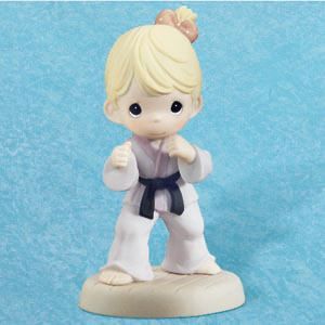 *Rare Precious Moments - Trust in The Lord for My Strength - Karate Porcelain Girl Figurine, Enesco - 2002 (104798)