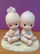 *Vintage Precious Moments Love One Another Boy & Girl Porcelain Figurine, 1996 (272507)