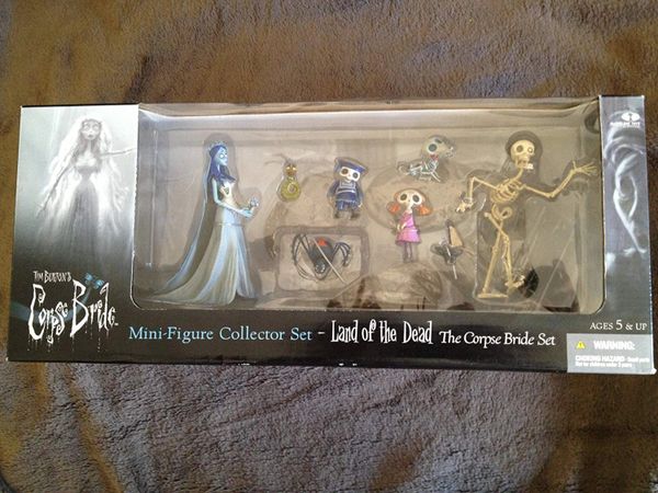 *Rare Tim Burton's Corpse Bride Mini-figure Collector Set: Land of the Dead, The Corpse Bride Set