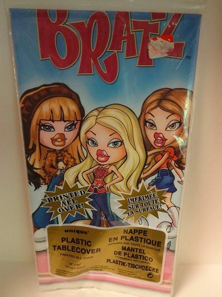 *Rare Bratz Party Table Cover, 54x84in - 2001