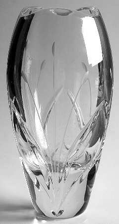 *Rare Mikasa Petite Points Crystal Glass Vase, Slovenia - 7in
