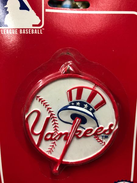 BOGO SALE - Official Major League Baseball Yankees Ornament - by Kurt Adler - Holiday Sale