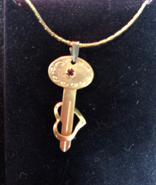 Key to my Heart Necklace - Love Gifts