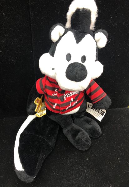 *Rare Warner Brothers Pepe Le Pew Le Prisoner of Love Plush, 8in