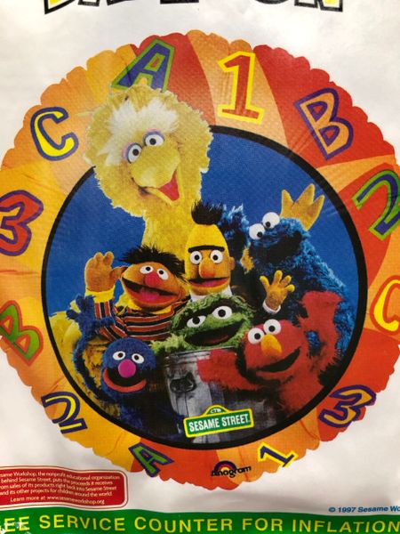 (#C11d) Rare Sesame Street Friends Round Foil Balloon, 18in