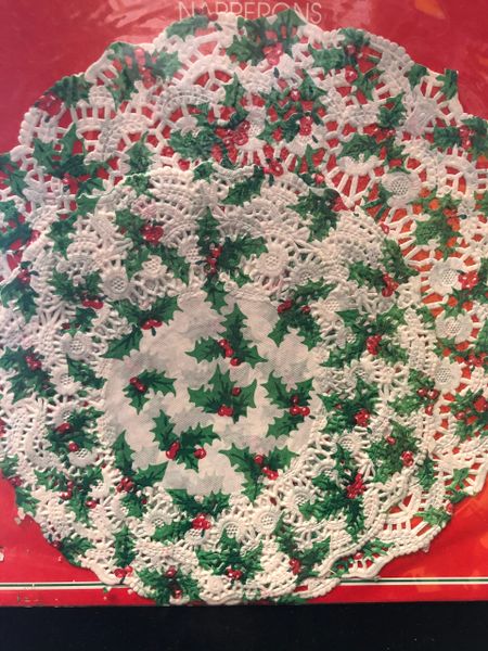 Mistletoe Holly Doilies, Round - 8ct - Christmas Holiday Venetian, Sweets Table Plate Decorations