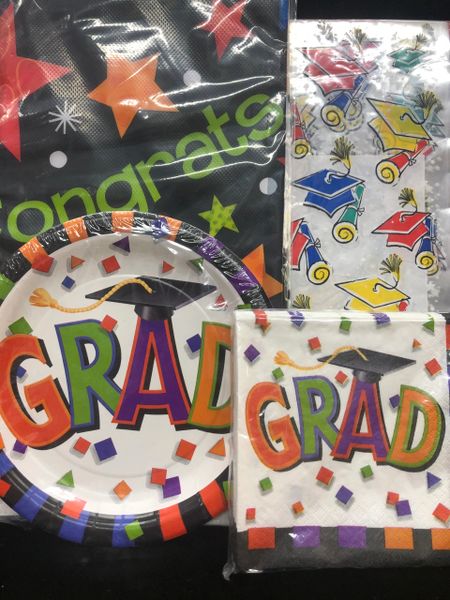 *Graduation Party Plates & Napkins