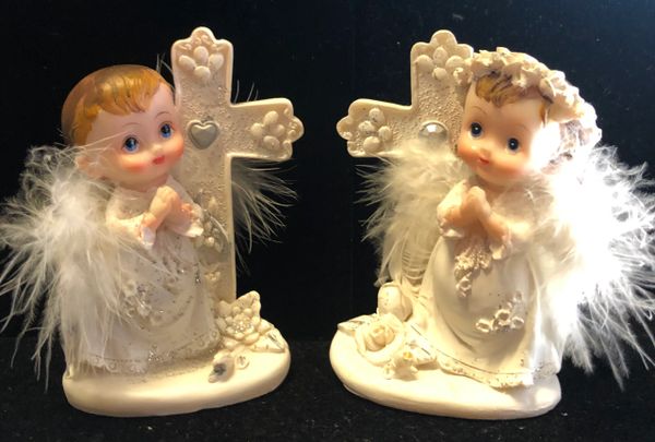 Communion Girl or Communion Boy Kneeling with Cross, Favor, Souvenir -12pcs, 3.5in