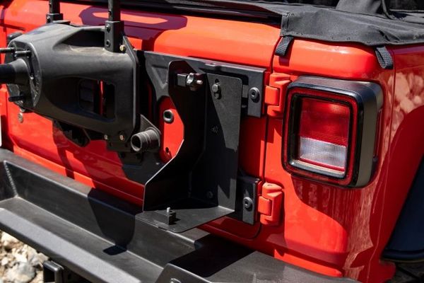 RAMPAGE 86690 Offroad Jack Mount Jeep Wrangler JK and JL 86690 |  Performance Detailing and HP Parts & Jeep Accessories