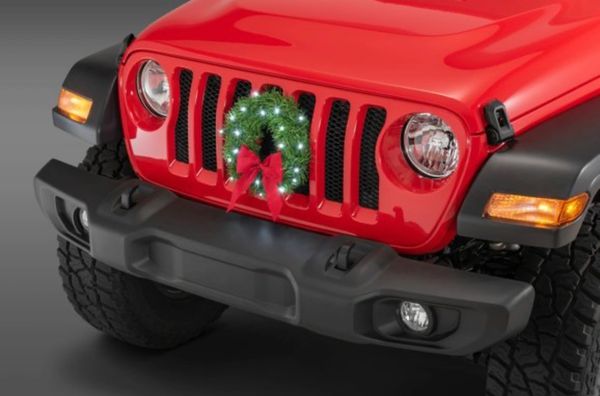 Holiday Jeep Wreath 12-Volt LED Christmas Wreath 19799.202