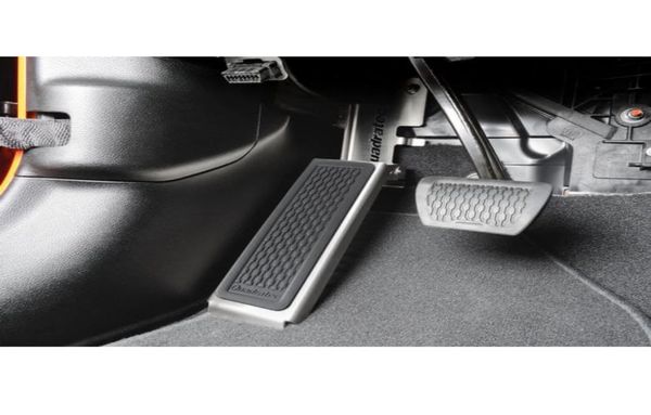 Driver Side Dead Pedal Dead Pedal JL/JT
