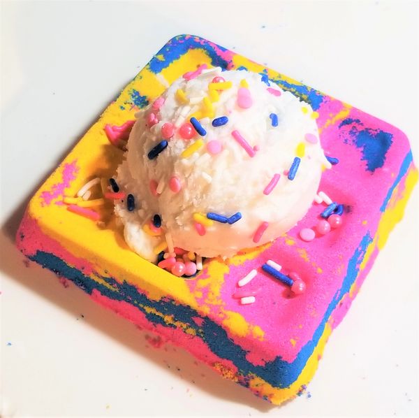 rainbow sherbet bath bomb