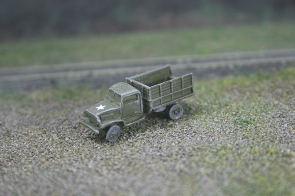 US Army Chevroley 1 1/2 Ton 4x4 Dump Truck