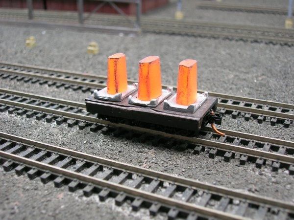 N Scale 20' Mill Car w/ 3 Hot Ingots