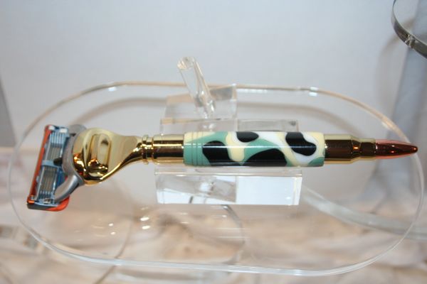 Handcrafted Bullet Razor Handle in Nuevo Camo Acrylic for Gillette Fusion Pro Glide Finished in Bright Gold