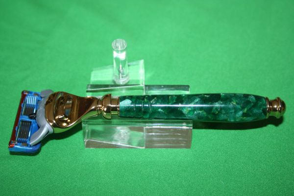 Handcrafted Razor Handle in Fir Acrylic for Gillette Fusion Pro-Glide, Finished in Bright Gold