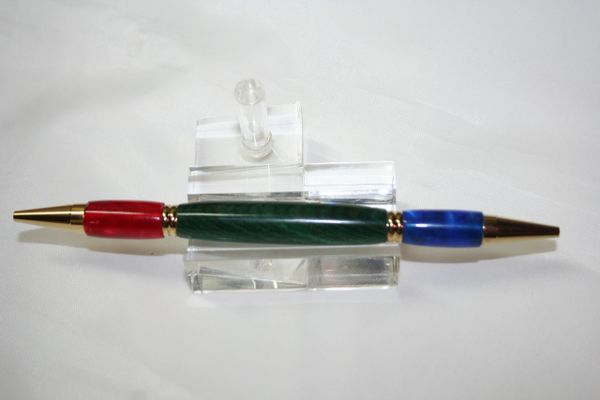 Teacher's Pen - Turquoise Gemstone Laminate Hardwood with Crimson Red & Blue Macaw acrylics finished in Bright Gold