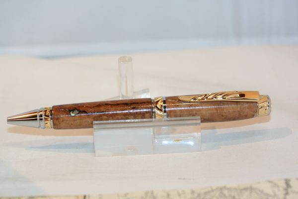 Wood Pen - Hawaiian Toon - Executive Click Pen - Handmade - Journal Writing  - Hawaiian Gift - Handcrafted Pen - Desk Pen - Black Chrome