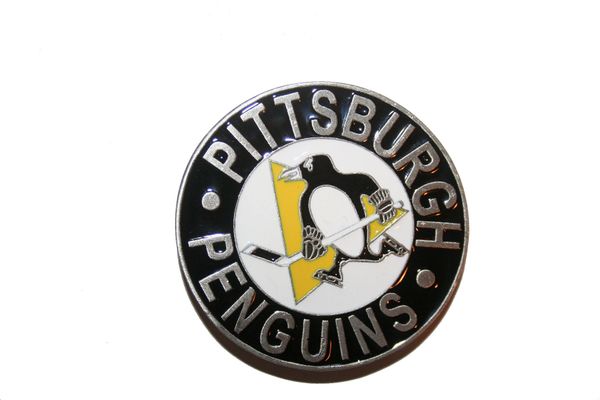 PITTSBURGH PENGUINS NHL HOCKEY LOGO BELT BUCKLE .. SIZE : 3" X 3" INCHES CIRCLE SHAPE .. NEW