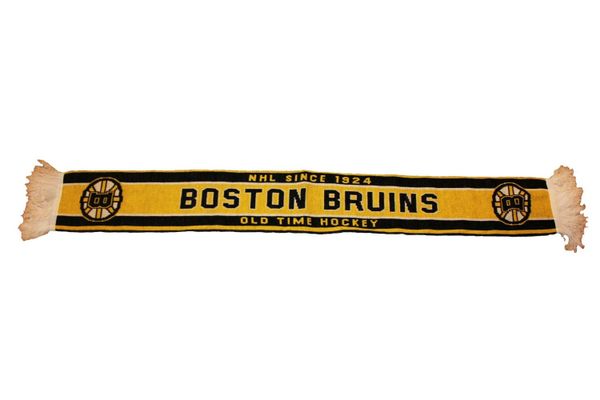BOSTON BRUINS NHL HOCKEY LOGO THICK SCARF ..NEW