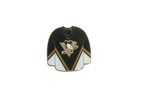 PITTSBURGH PENGUINS BLACK JERSEY NHL LOGO METAL LAPEL PIN BADGE .. NEW AND IN A PACKAGE