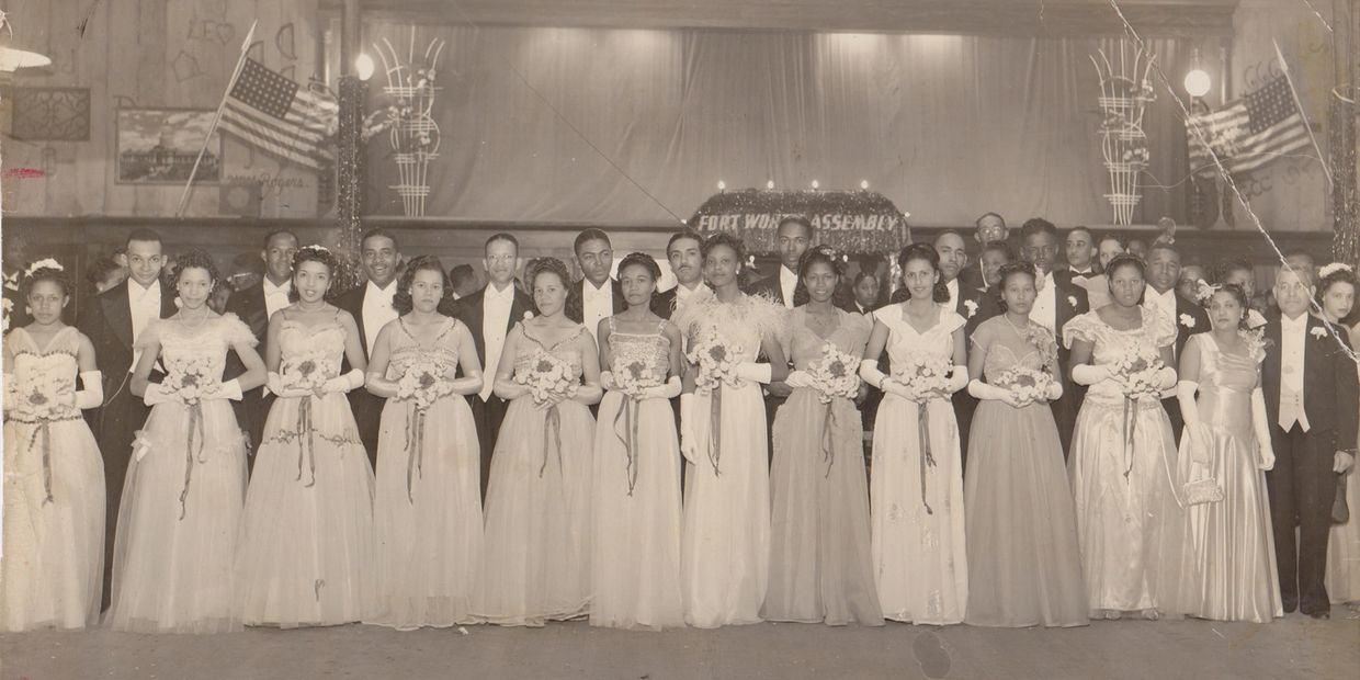 1941 Debutantes and Escorts
