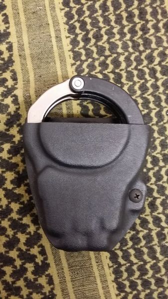 10-27S Handcuff Pouch W/Belt-Lok