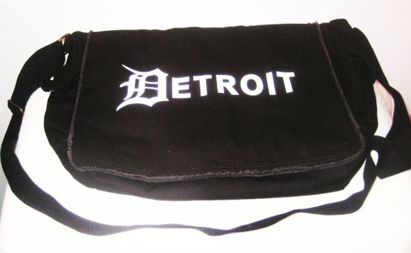 Detroit Messenger Bag - Black (SOLD OUT)