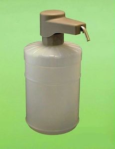 AR300
Bottle top dispenser for gallon bottles