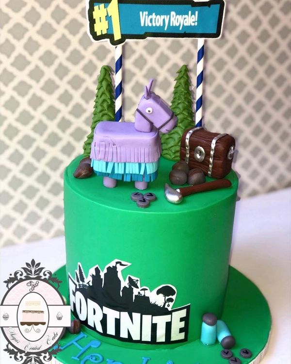 Fortnite Cake