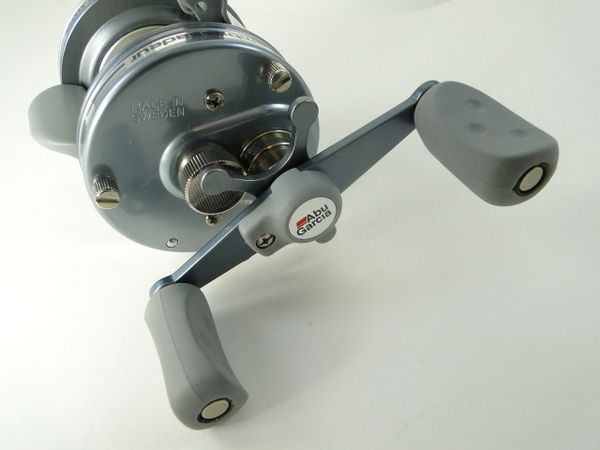 ABU GARCIA AMBASSADEUR ANTI-BACKLASH BAITCASTING REEL 5601AB LEFT