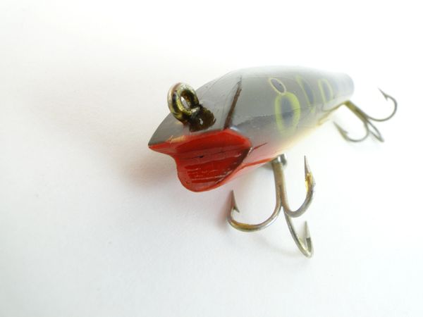 #712 Vintage Creek Chub Darter Fishing Lure Used Frog Color