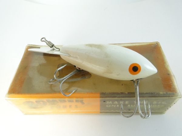 Vintage Wooden Bomber Fishing Lure, 3 1/2in. overall – Priordei l'oli de  catalunya