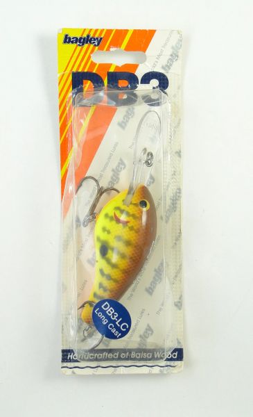 VINTAGE BAGLEY DB06 Old Fishing Lure In GREAT COLOR!! $12.50