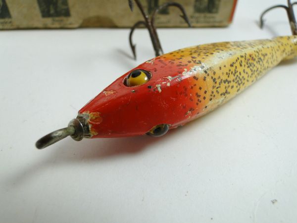 NIB~VTG-1984ANGLER BIG STRIKE FISH LURES-REBEL(2)+HEDDON(2)+COTTON  CORDELL(2)