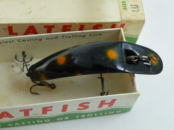 Helin's Flatfish F7 Wood Through Wire 2 Gang Hooking Vintage Fly Lure