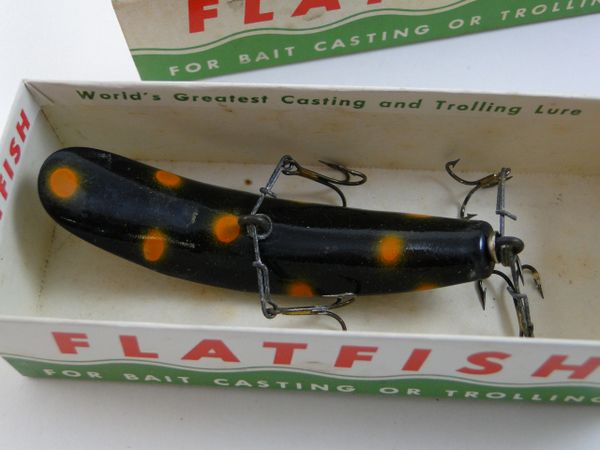 Helin Flatfish  Old Antique & Vintage Wood Fishing Lures Reels