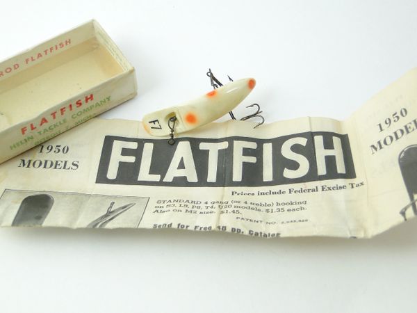 Helin Flatfish  Old Antique & Vintage Wood Fishing Lures Reels