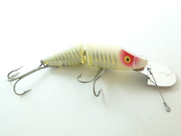 Heddon D9430 XRW White & Red Shore Jointed Deep Diver VG+