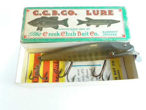 Creek Chub 700 Glass Eye Pikie in End Label Box with Catalog
